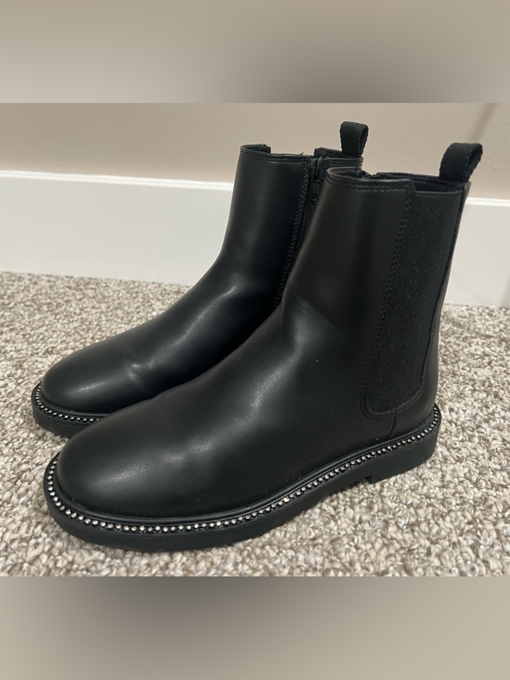ZARA Black Chelsea Ankle Boots Studded Sole Zip Kids Size US 2 EU 33 - Picture 2 of 10